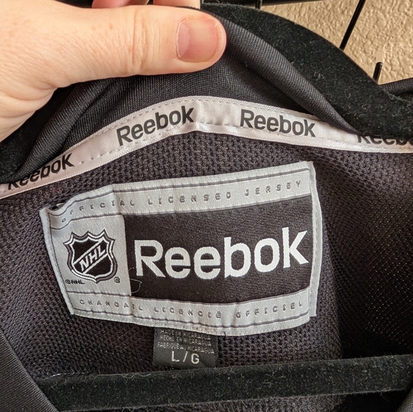 Reebok Black and White Kings Doughty Hockey Jersey - Picture 3 of 5